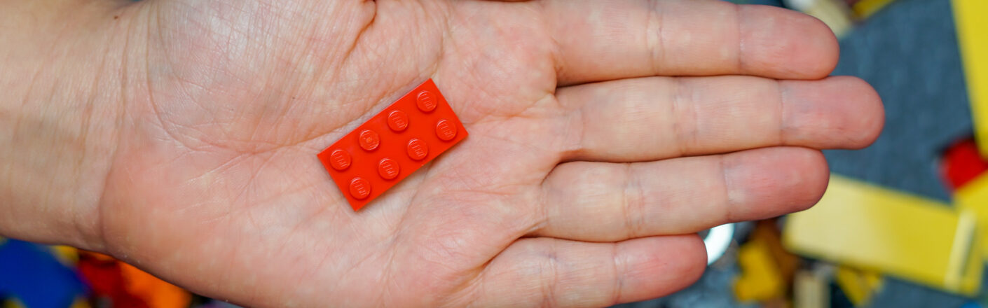 Missing or defective LEGO pieces: what to do?
